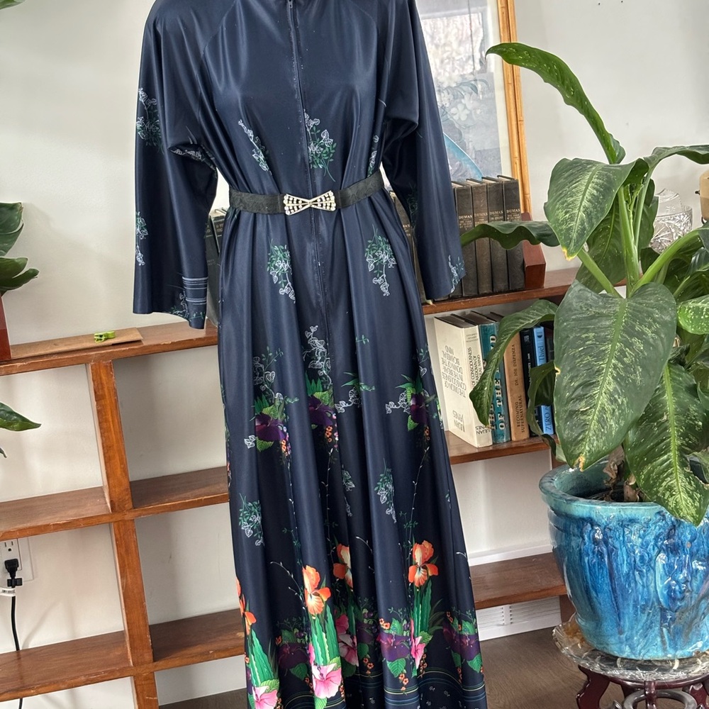 Vintage 70s Floral Zip Front House Dress XL Navy Long Hostess